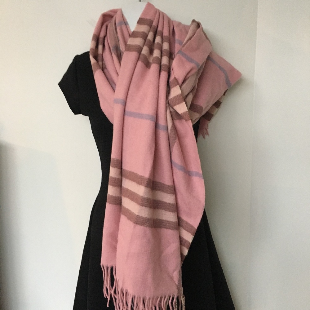 RONG JIA Shawl / Scarf / Wrap Fringe Pink Plaid Tartan 27 x 71
